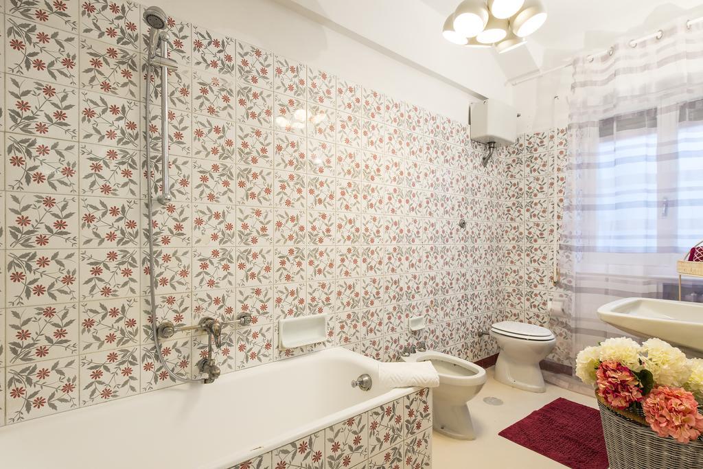 Domus Vintage Apartment Рим Екстериор снимка